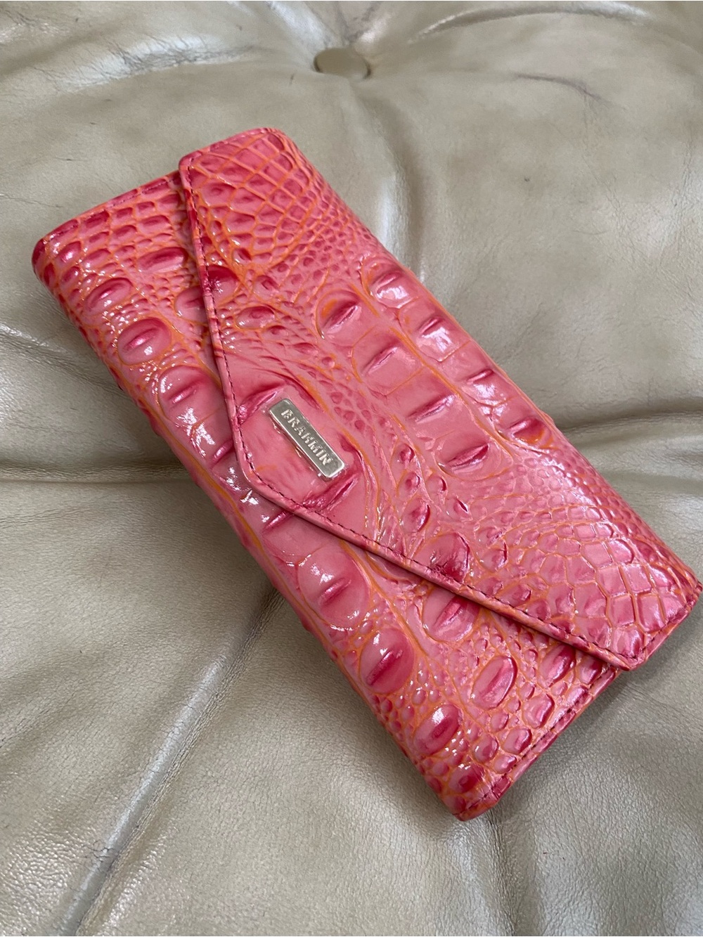 NWOT Brahmin Veronica Wallet Coral Snapdragon Melbourne Leather Pink/Orange